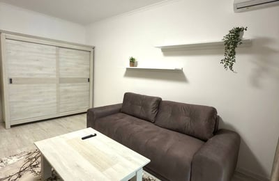 Miete einer neuen und gemütlichen 2-Zimmer-Wohnung mit Balkon, 6. Bezirk, Bukarest, Rumänien